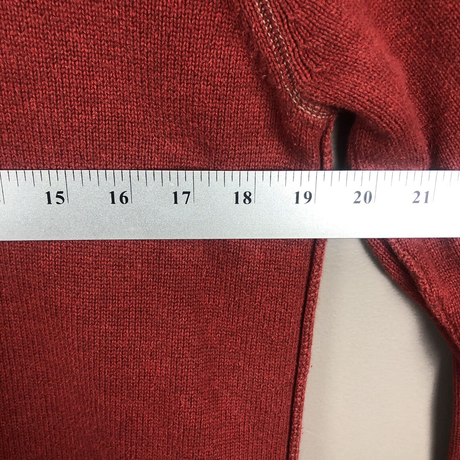 American Eagle Men’s Sweater Size Medium Red Long Sleeve Pullover