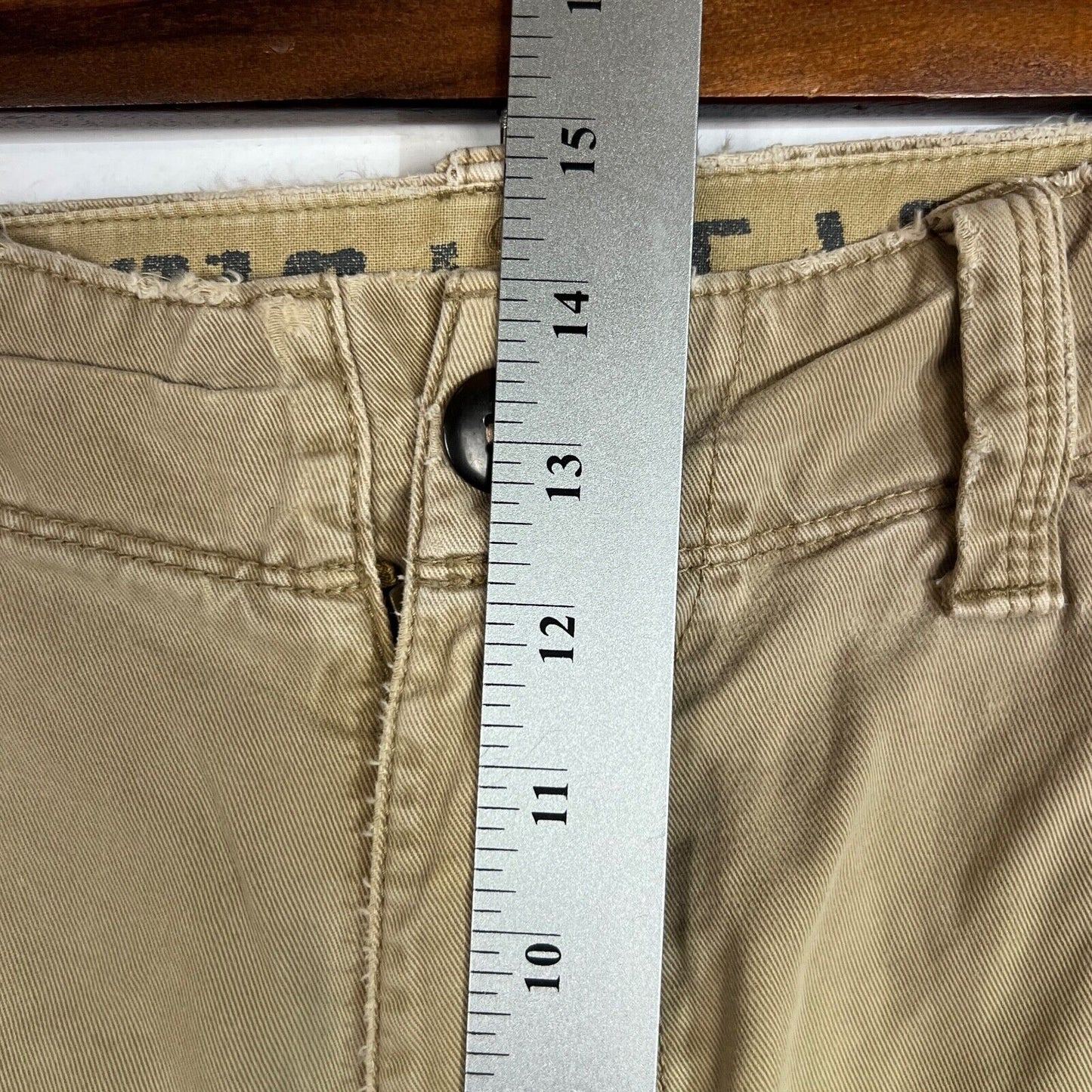 American Eagle Longer Length Mens Cargo Shorts Size 34 Beige PreOwned