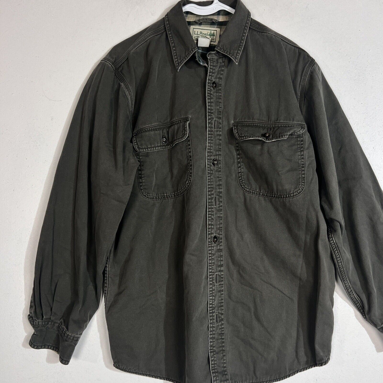 L.L. Bean Shirt Men’s Medium Green Long Sleeve Button Up