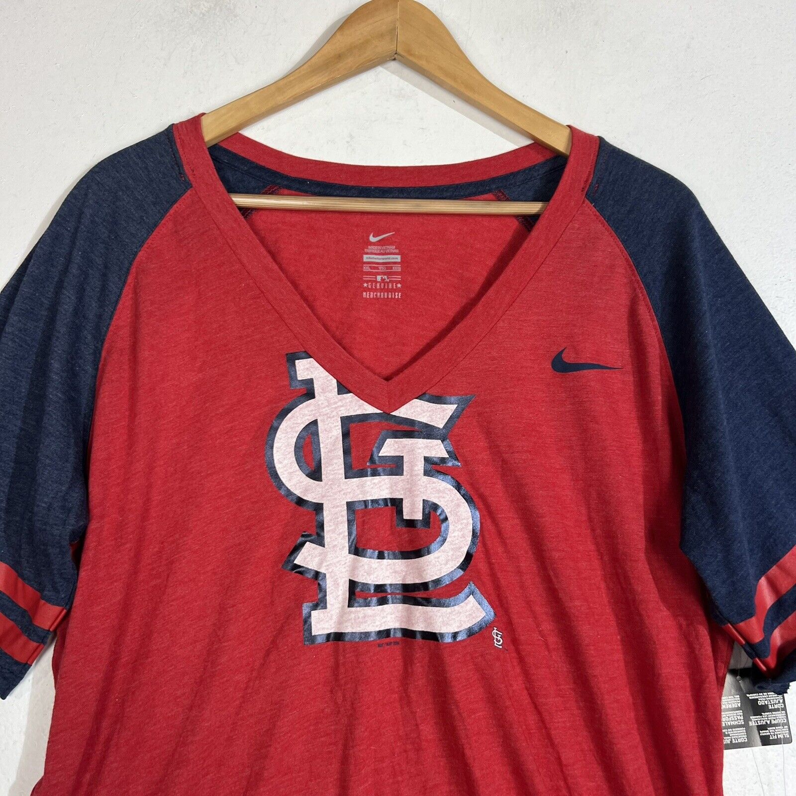 Nike St Louis Cardinals Shirt Women’s Size 2XL Multicolor V Neck Slim Fit