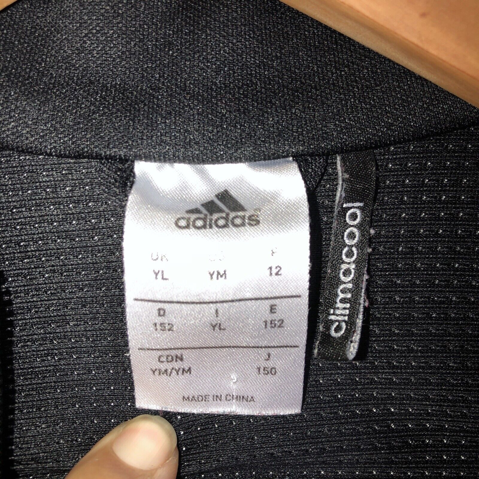 Adidas Jacket Youth Size Medium Color Black