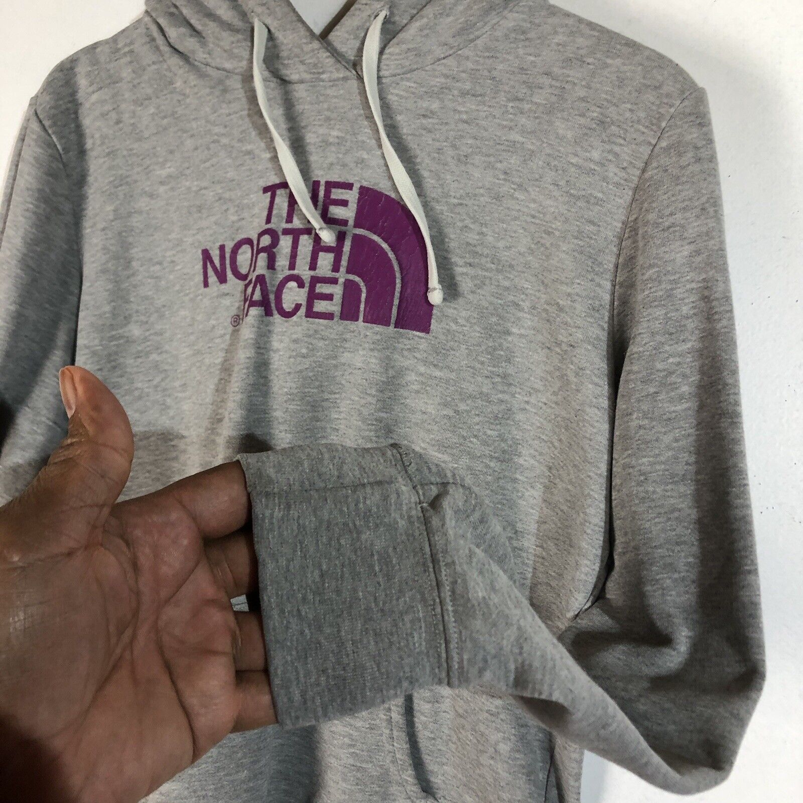 The North Face Hoodie Women’s Size Large Multicolor