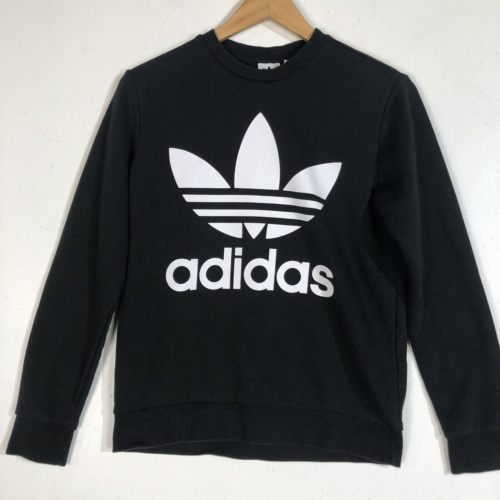 Adidas Sweatshirt Youth Size Large Color Black Long Sleeve Heavyweight Pullover