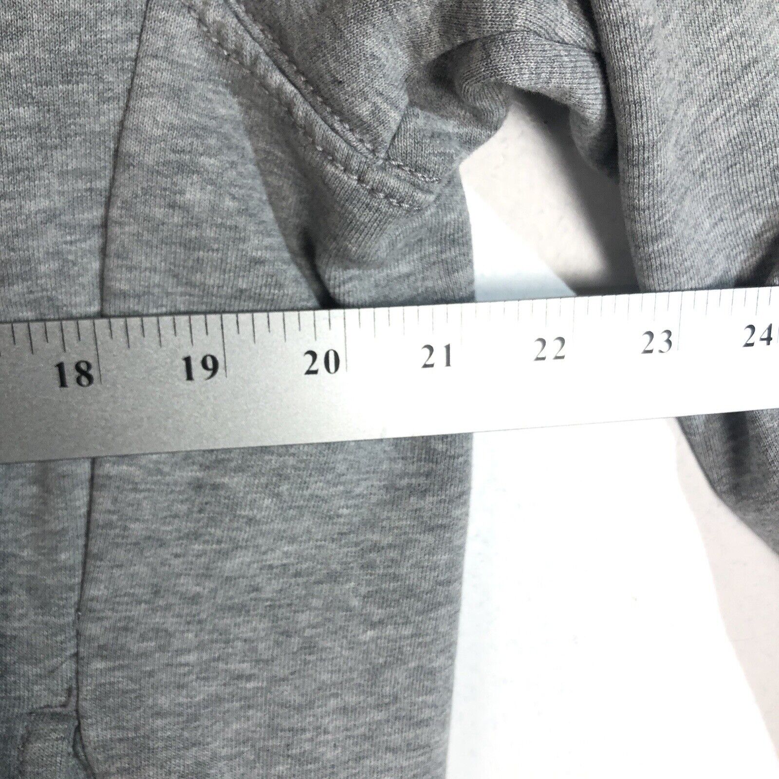 Chaps Pullover Sweater Men’s Large Color Gray Long Sleeve Quarter Zip